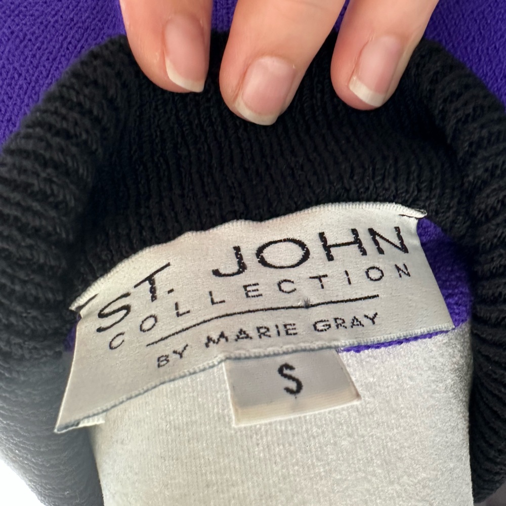 St John Collection Sweater - Picture 3 of 3